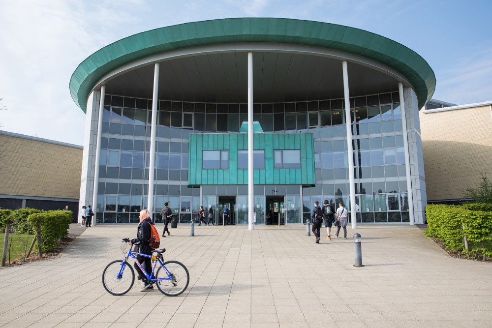 Northampton-College-Booth-Lane-external-2